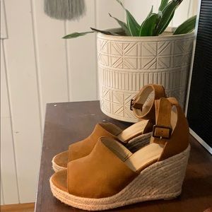 Super cute wedges !